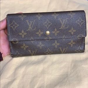 Authentic Louis Vuitton long Wallet